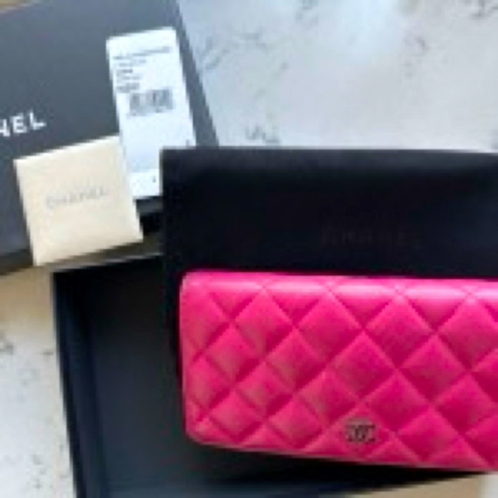 chanel wallet
